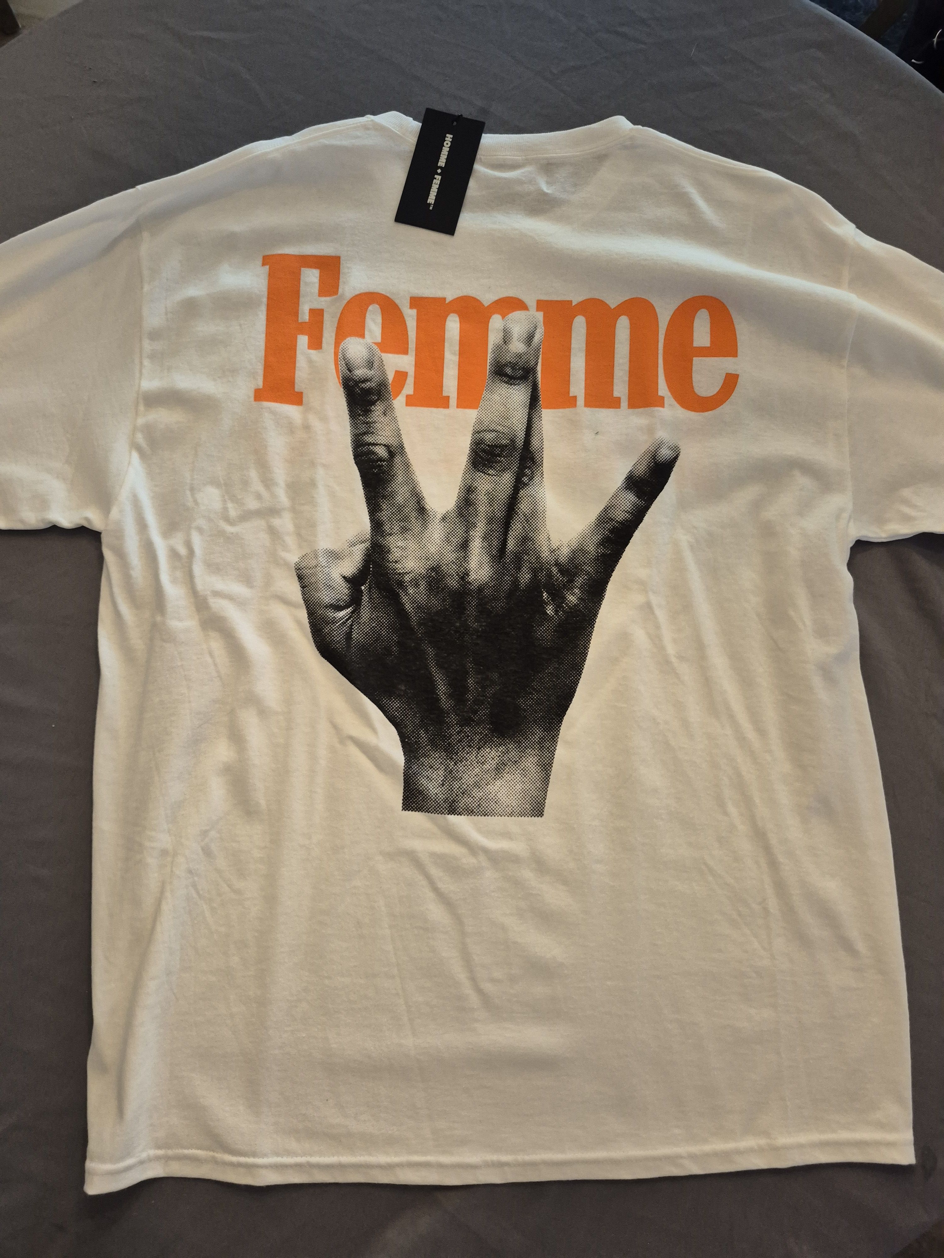 Homme + Femme La Homme Femme Twisted Fingers Tee Shirt Size XL BNWT Size US XL / EU 56 / 4 - 3 Thumbnail