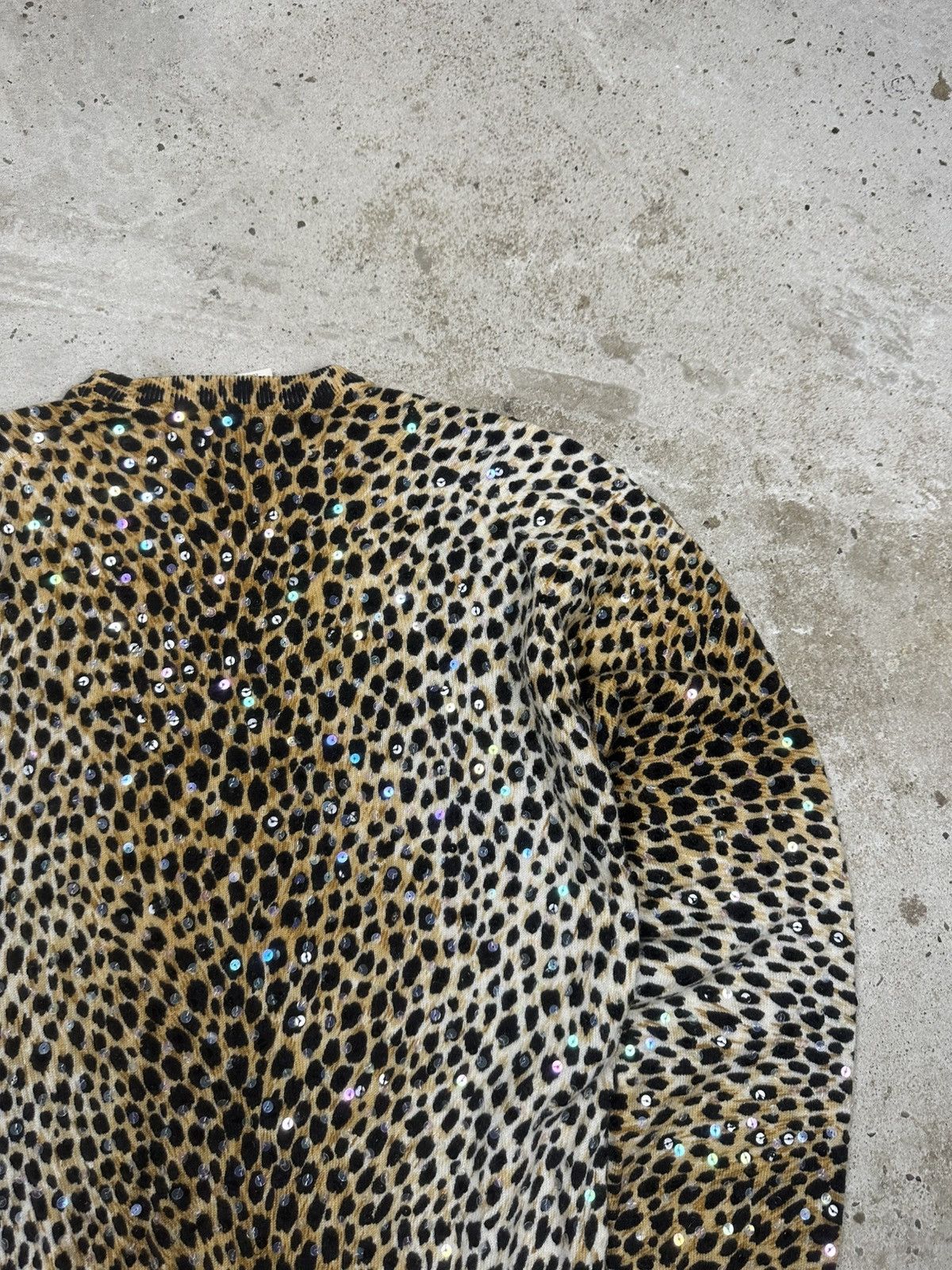 Dolce & Gabbana Vintage 90s Dolce & Gabbana Leopard Print Cashmere Sweater Size M / US 6-8 / IT 42-44 - 14 Thumbnail