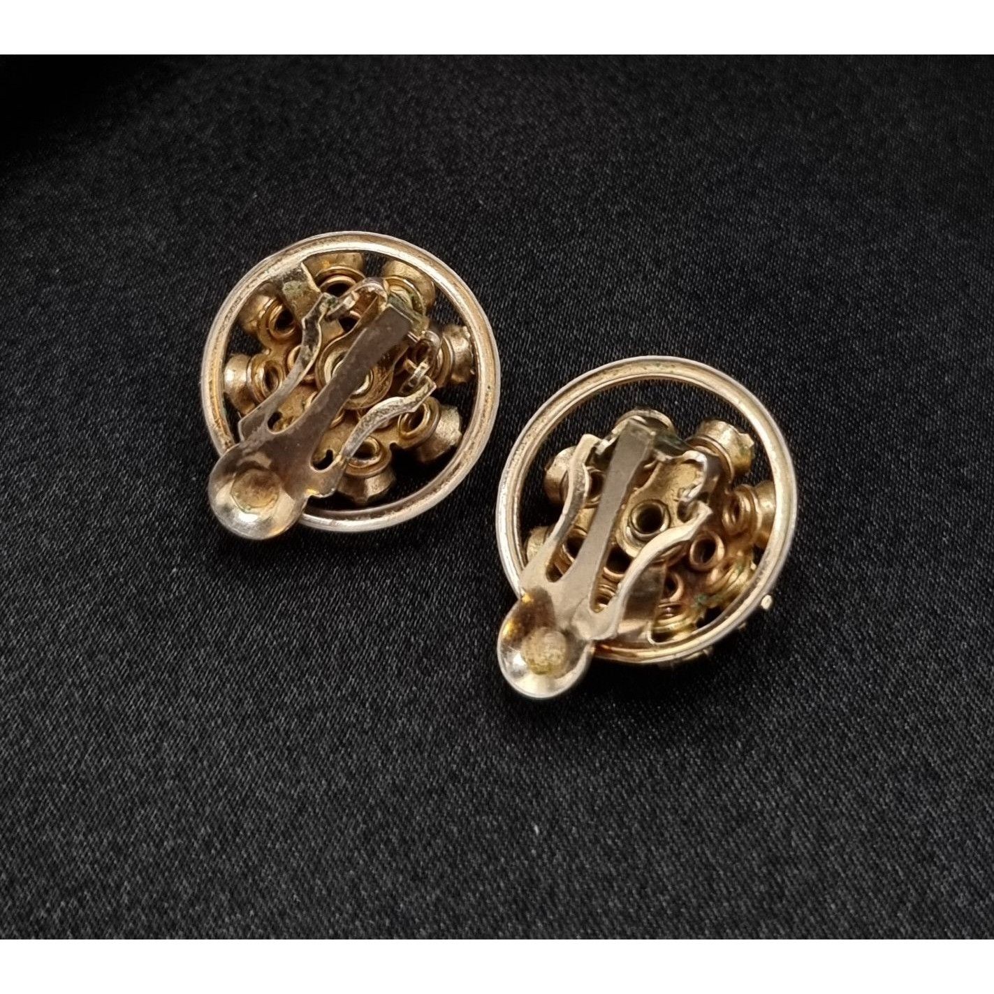 Vintage Vintage 1960's Blue Rhinestone Gold-Tone Clip-On Earrings Size ONE SIZE - 4 Thumbnail