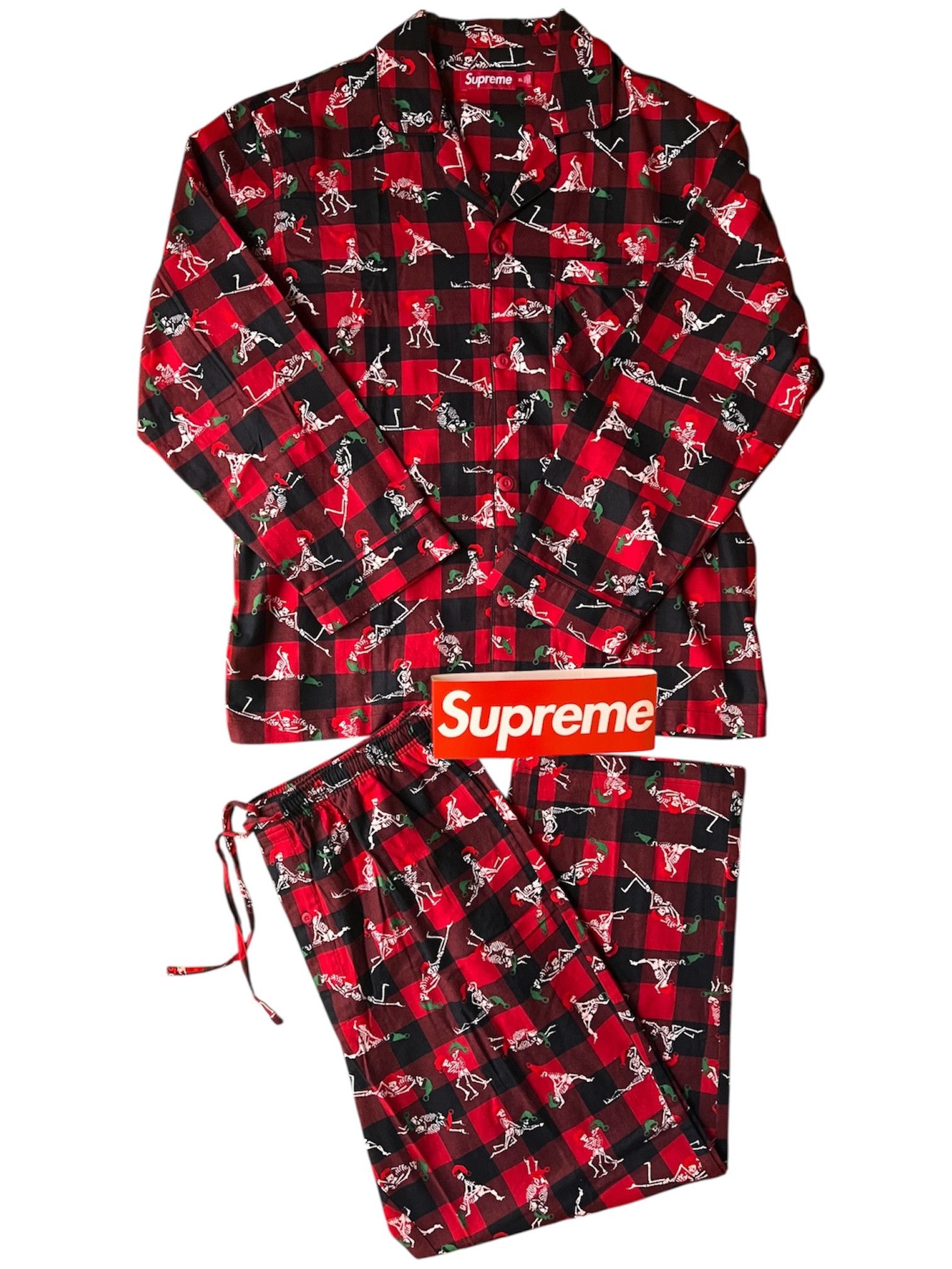 Supreme Supreme 15” Holiday Tree | Grailed