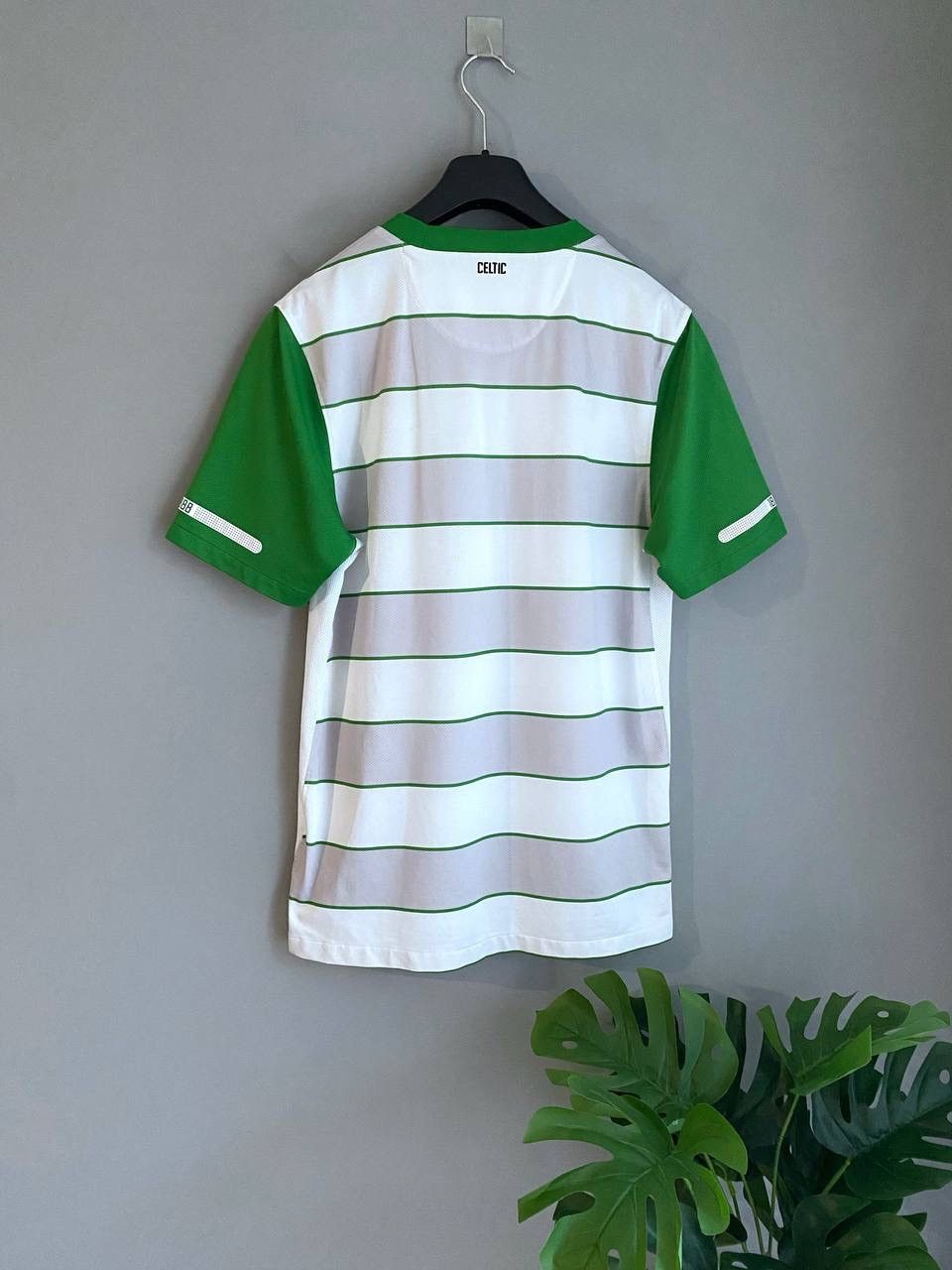 Nike Celtic FC 2011/2012 Away Football Shirt Soccer Jersey Size S Size US S / EU 44-46 / 1 - 10 Thumbnail