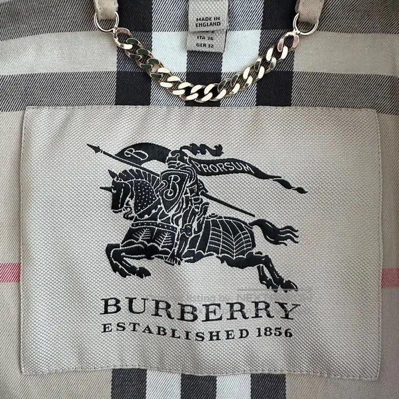 Burberry Burberry Women's Khaki Trench Coat XS Size. Size XS / US 0-2 / IT 36-38 - 7 Thumbnail