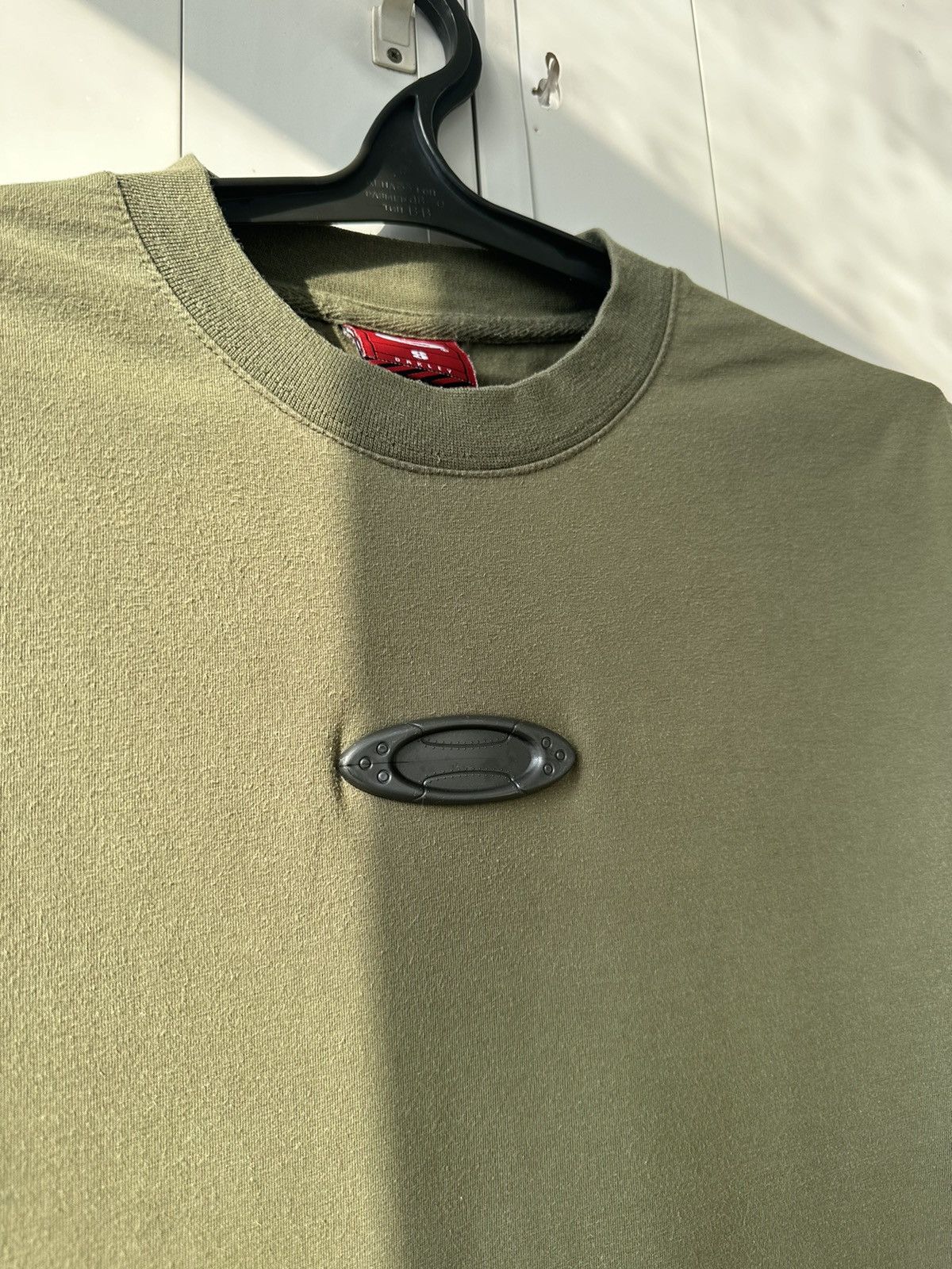 Oakley Vintage Oakley T-shirt 3D Centre Logo Size US S / EU 44-46 / 1 - 7 Thumbnail