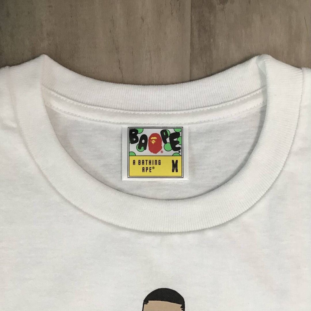 Bape Inoue Santa × BAPE GALLERY ART T-shirt a bathing ape Size US M / EU 48-50 / 2 - 6 Thumbnail