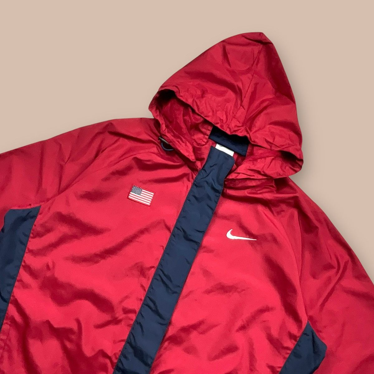 Nike Nike Windbreaker USA Track&Field Y2K Olympic Red Jacket Size US L / EU 52-54 / 3 - 6 Thumbnail