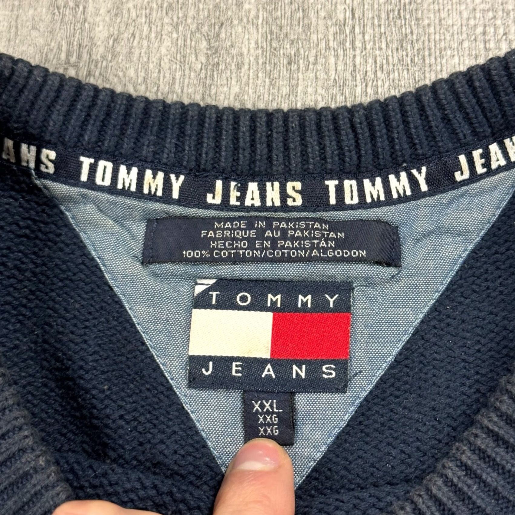 Tommy Hilfiger 90S TOMMY HILFIGER JEANS BAGGY MENS LOGO KNIT SWEATER COTTON SZ 2XL HIP HOP YELLOW Size US XXL / EU 58 / 5 - 3 Thumbnail