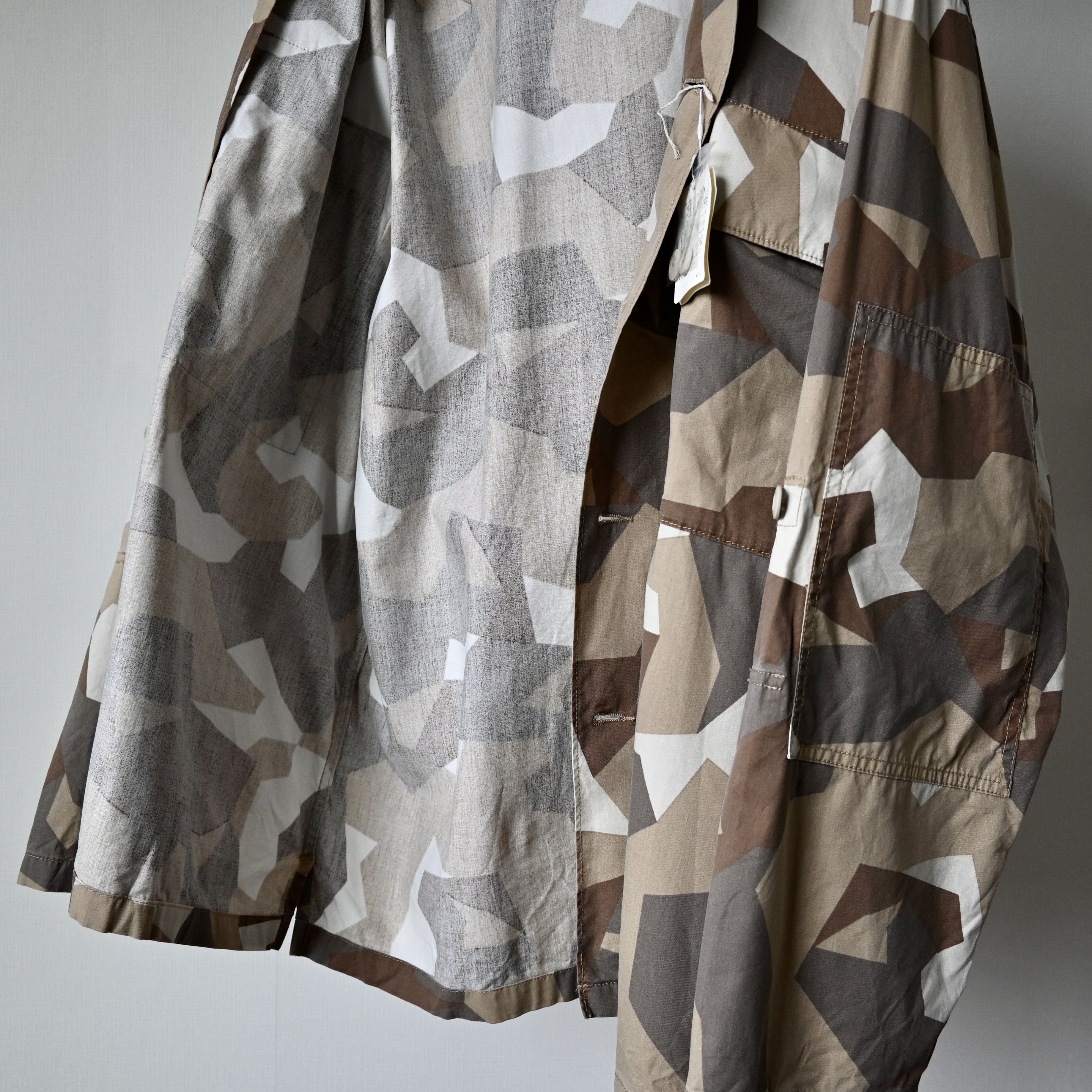 Beams Japan UNUSED, BEAMS 55/45 cotton rayon M90 camo oversized shirt Size US XL / EU 56 / 4 - 9 Thumbnail