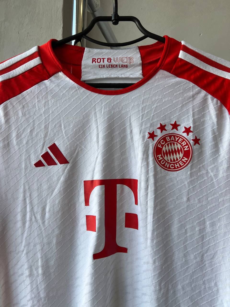 Adidas 2023/24 BAYERN MUNICH #9 KANE HOME SOCCER FOOTBALL JERSEY L Size US L / EU 52-54 / 3 - 7 Thumbnail