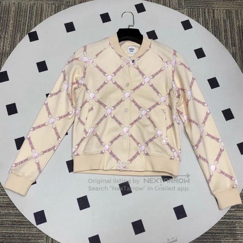 Hermes Hermes Beige Sweater Jacket Size XXS / US 00 / IT 34 - 1 Thumbnail