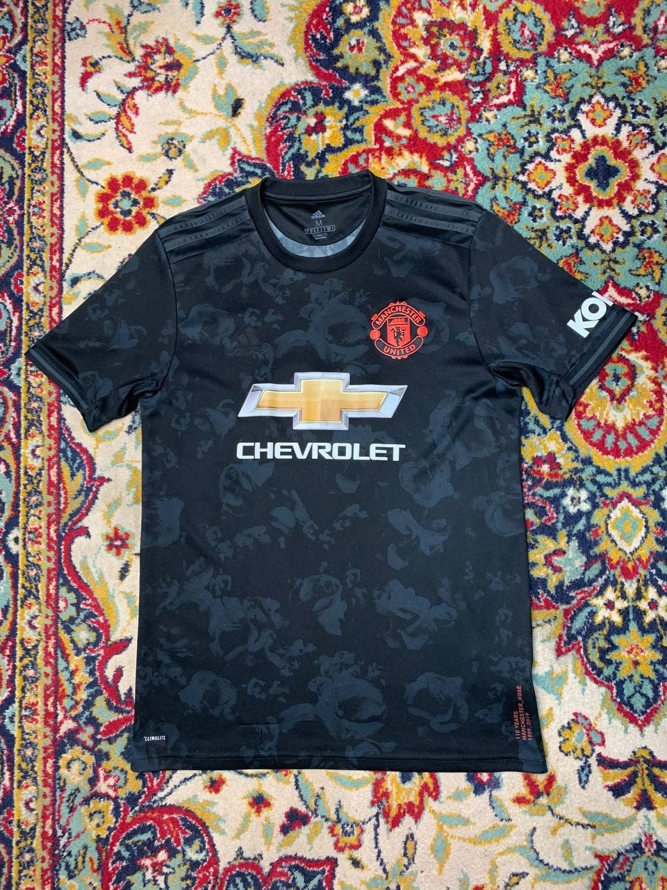 Adidas Manchester United 2019 Third football Jersey Adidas ED7390 Size US M / EU 48-50 / 2 - 1 Thumbnail