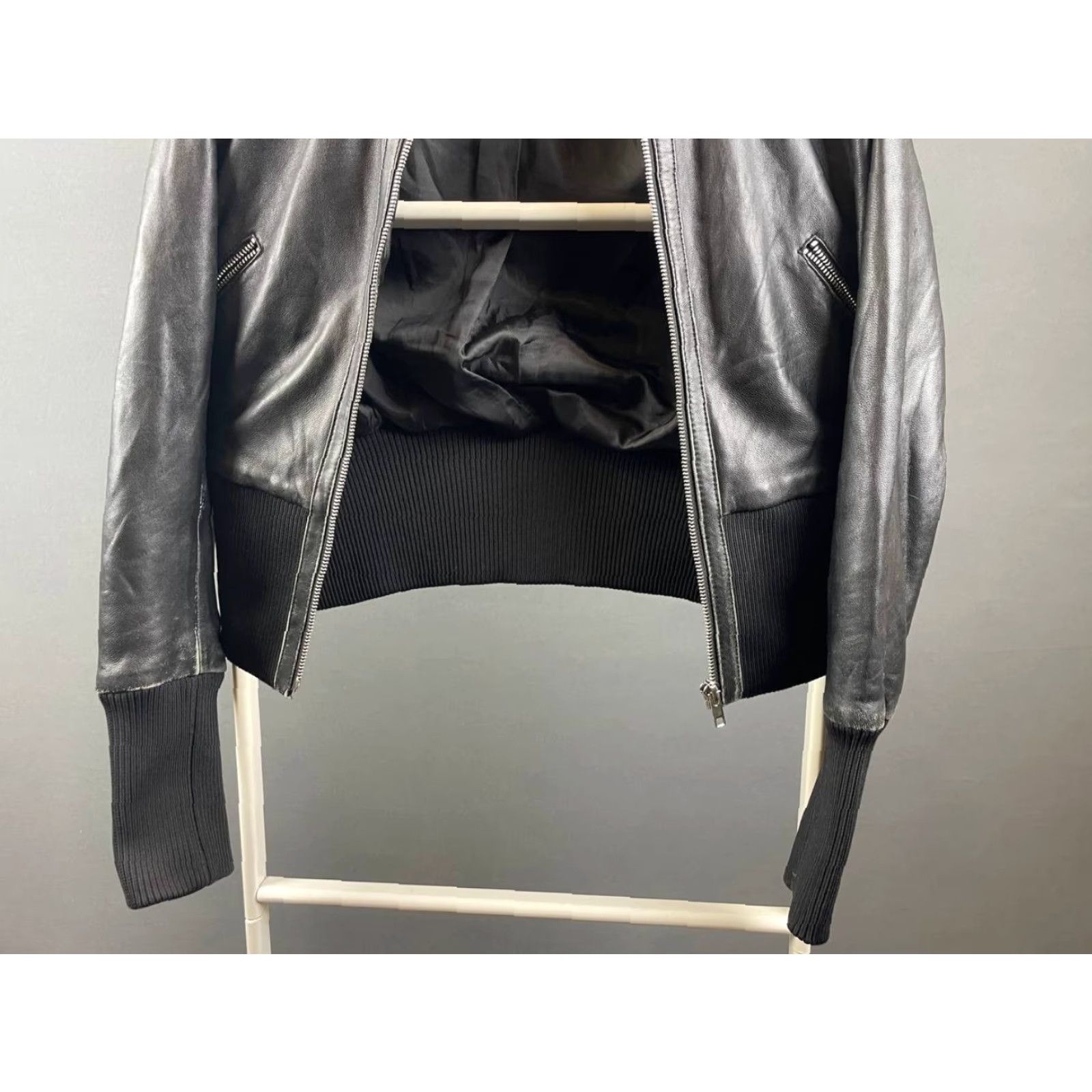 Maje Maje Leather Jacket Women Bomber Size 36 Black Full Zipper Jacket Women Bomber 36 Black Zipper Maje Leather Size XS / US 0-2 / IT 36-38 - 5 Thumbnail