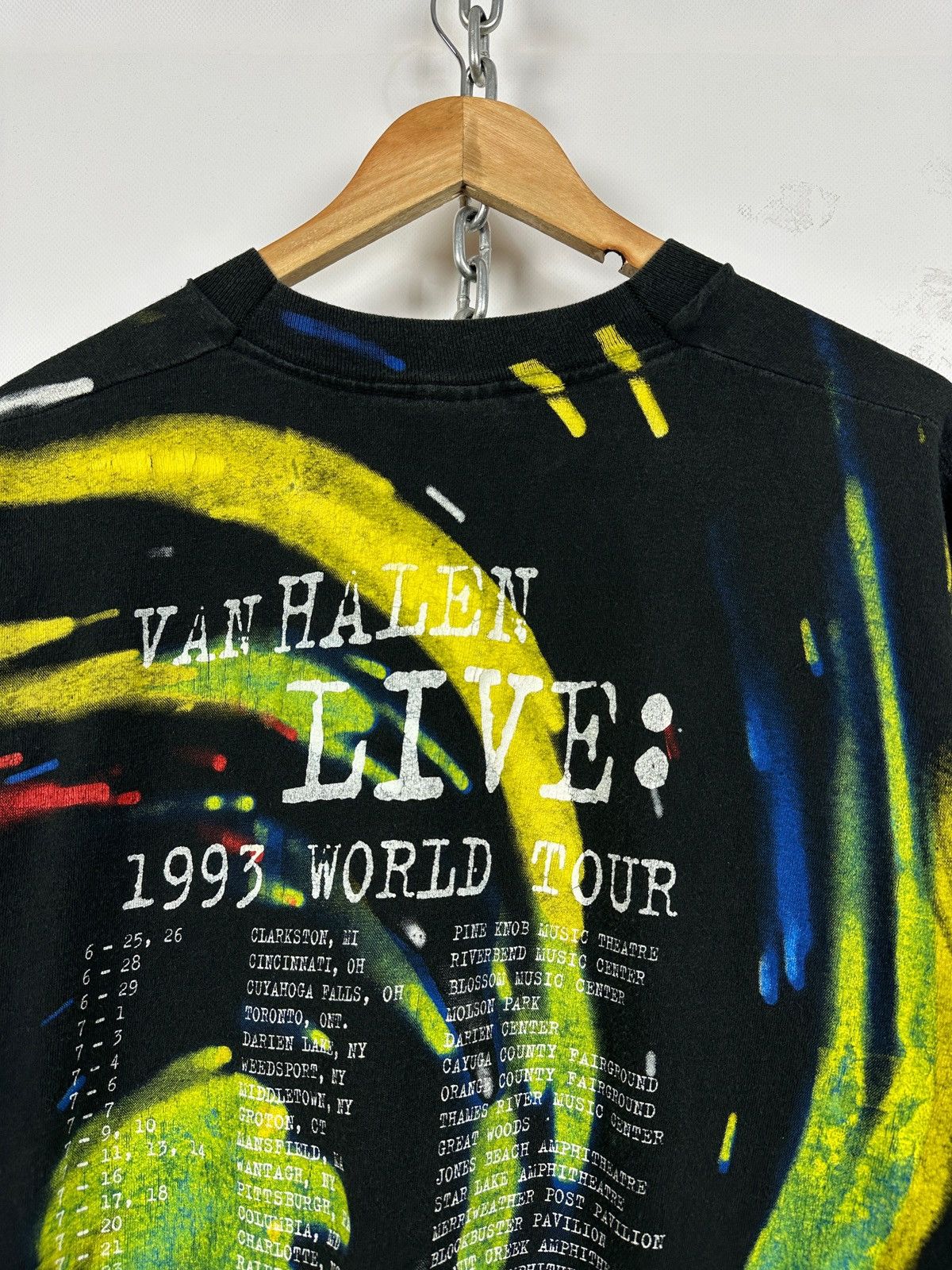 Band Tees 1993 Vintage Van Halen Live AOP World Tour Band T-Shirt Size US L / EU 52-54 / 3 - 14 Thumbnail