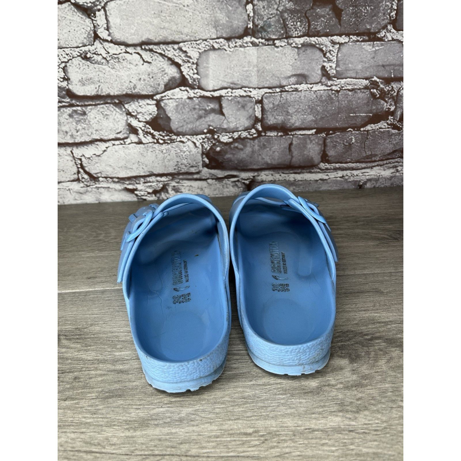 Birkenstock Birkenstock Arizona Essentials Baby Blue Lightweight Sandals Size US 7.5 / IT 37.5 - 6 Thumbnail