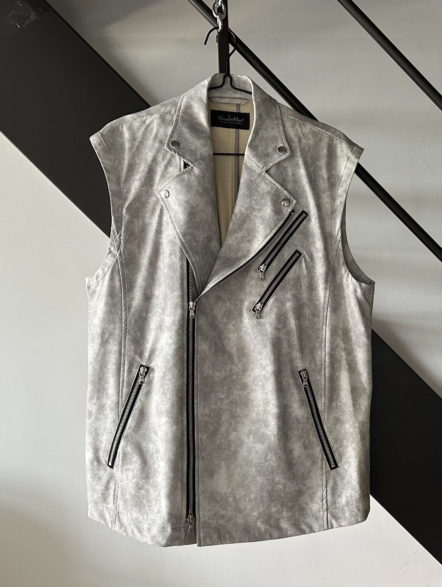 Tornado Mart Tornado Mart Rock Vest in Gray Size US L / EU 52-54 / 3 - 1 Thumbnail