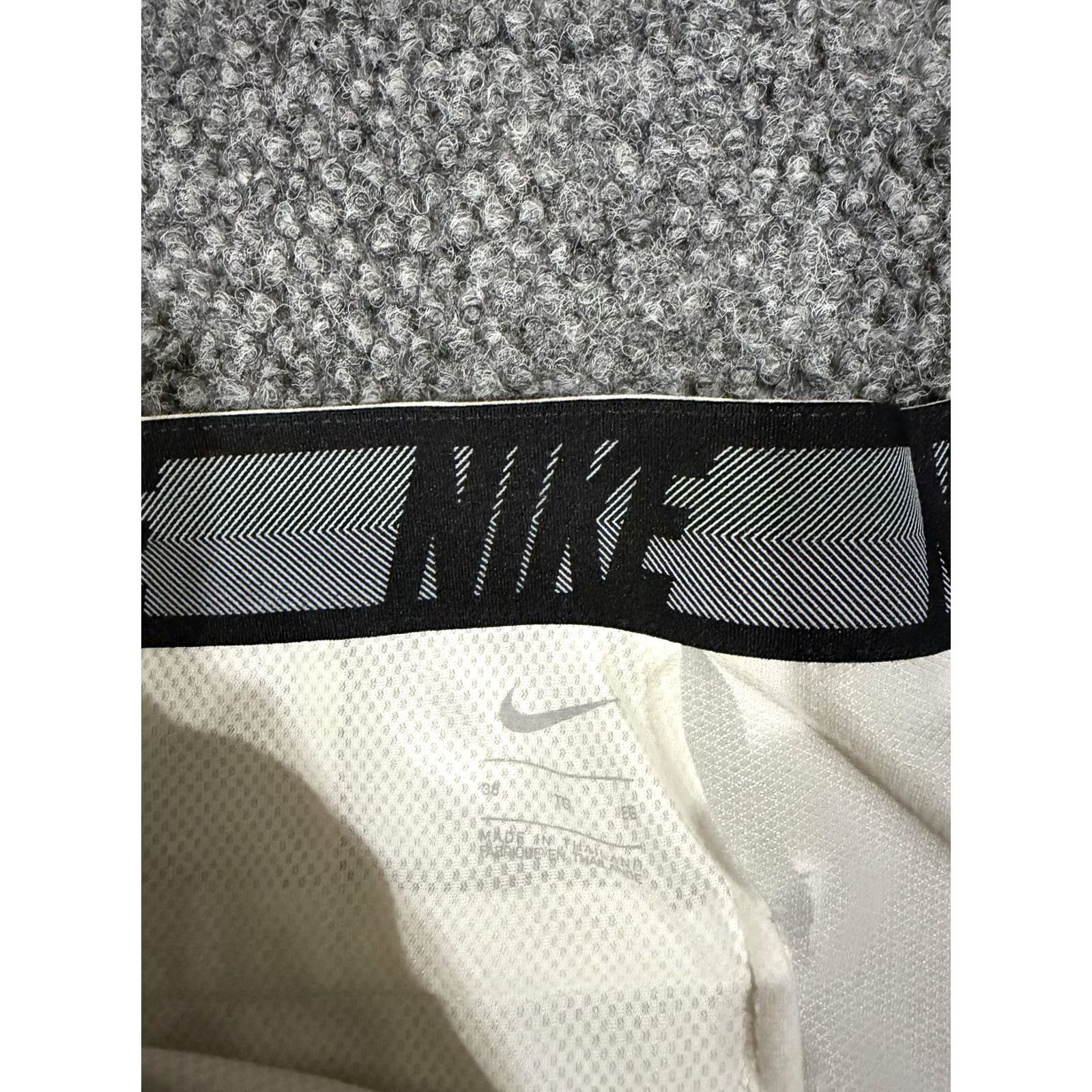 Nike Nike Golf Shorts Mens 38 Beige 9 Inch Stretch Microfiber Athletic Pockets Golf Size US 38 / EU 54 - 7 Thumbnail