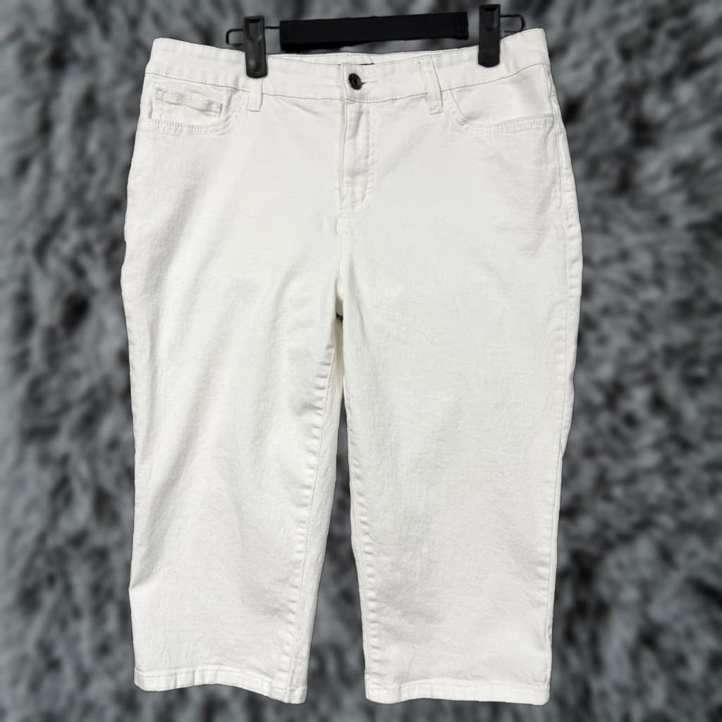 Chaps Chaps Jeans Capri 8 White Mid Rise Stretch 5-Pocket Denim Cotton Blend Womens Capris, Vintage? No. (If vintage rule not needed; item not vintage) Size 30" / US 8 / IT 44 - 1 Thumbnail