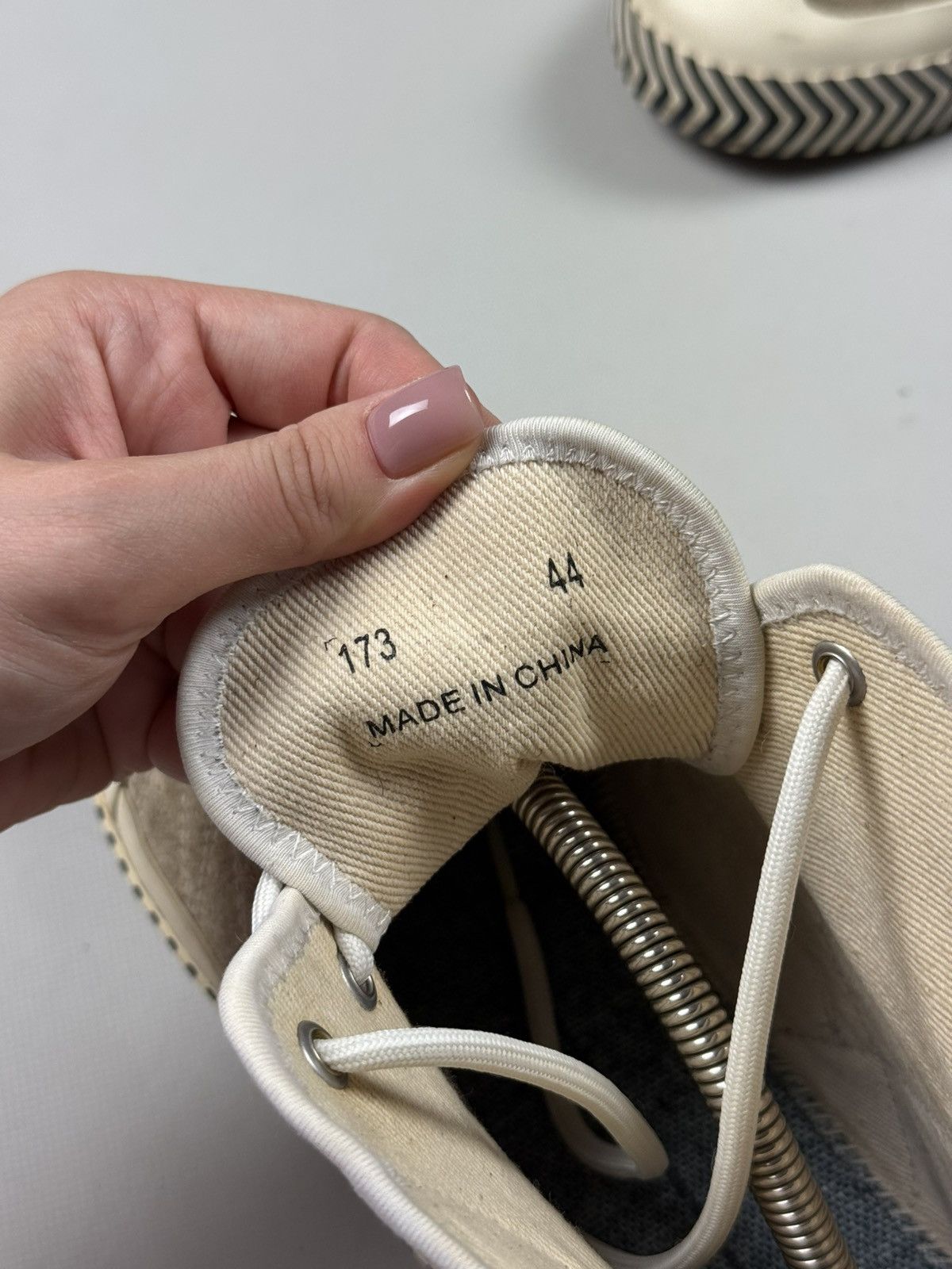 Acne Studios Acne Studios FW17 Connor High Top Sneakers Shoes Size 44 Size US 10 / EU 43 - 21 Thumbnail