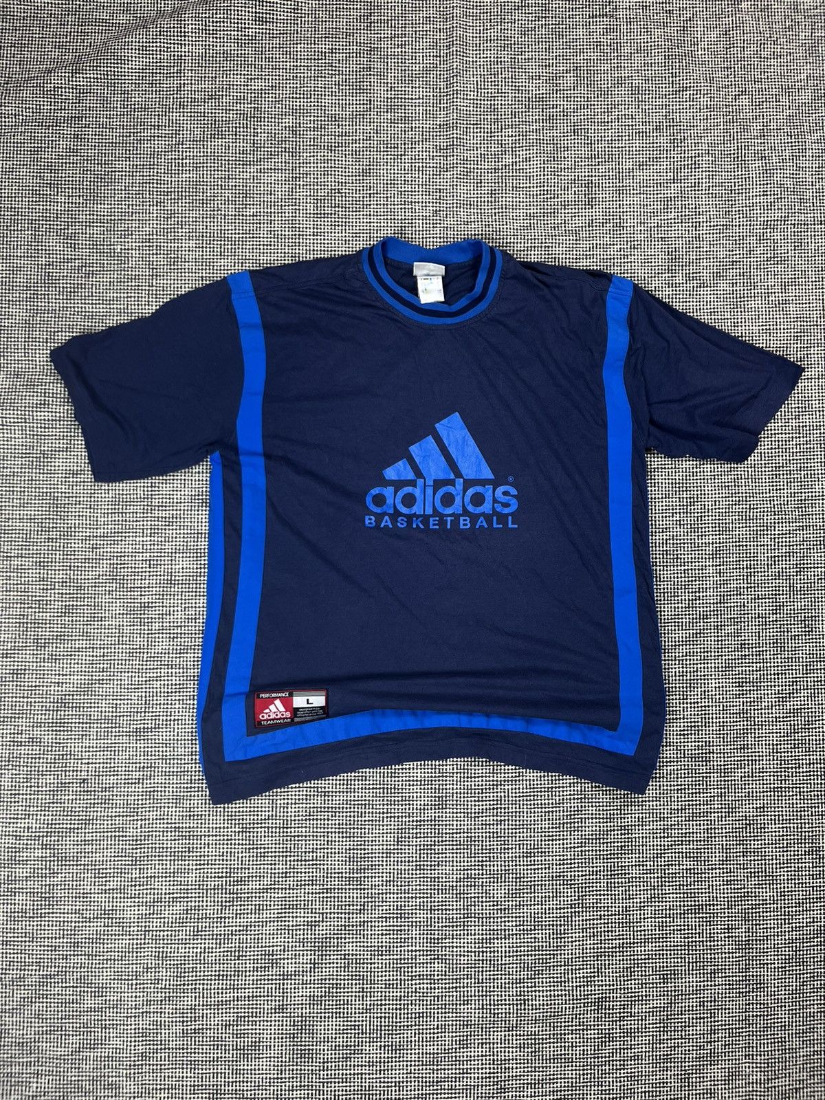 Adidas × Vintage Up another level 90s adidas basketball t
