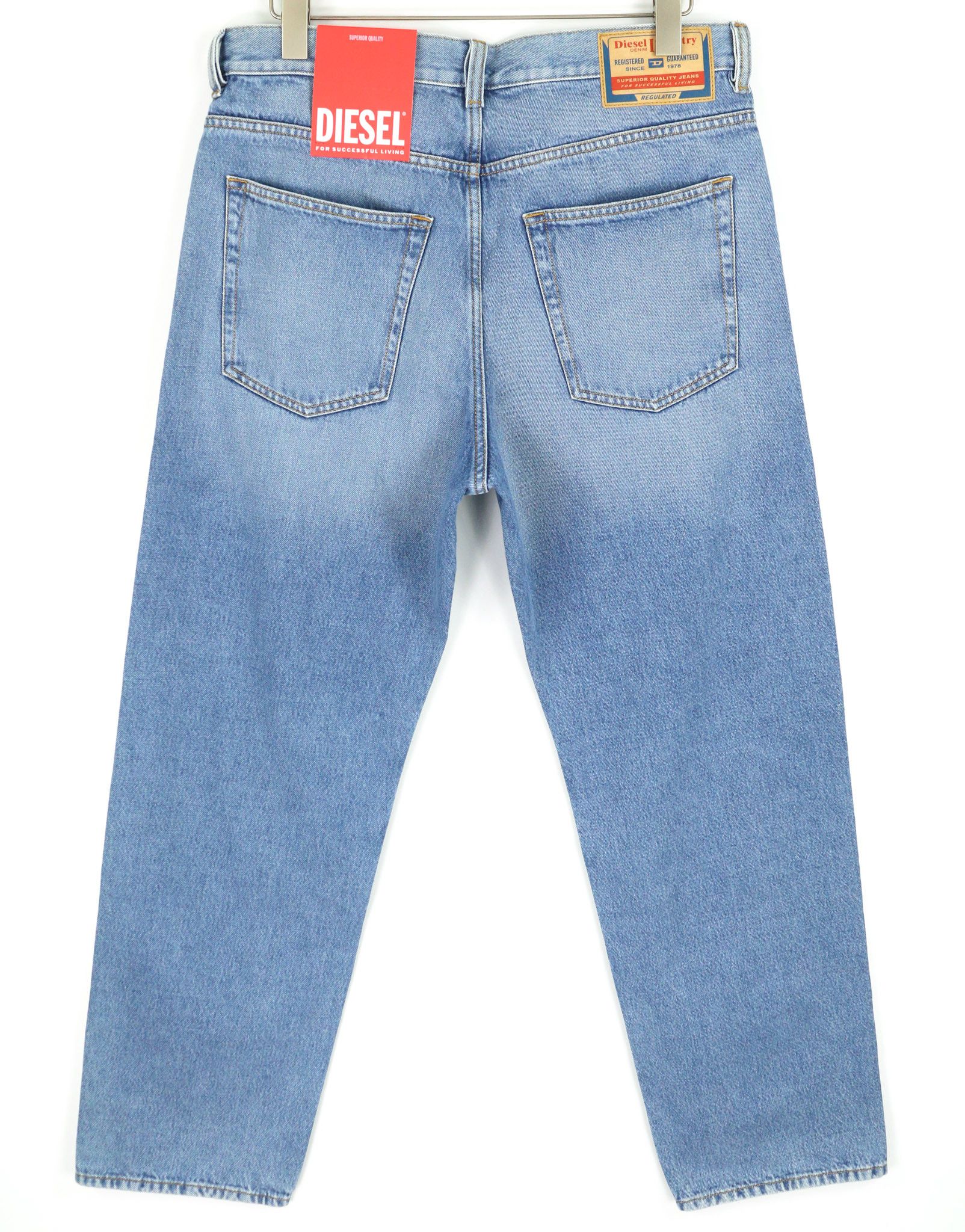Diesel 2010 9C16S W32/L32 Loose Fit Straight Button Jeans 40151 Size US 32 / EU 48 - 2 Thumbnail