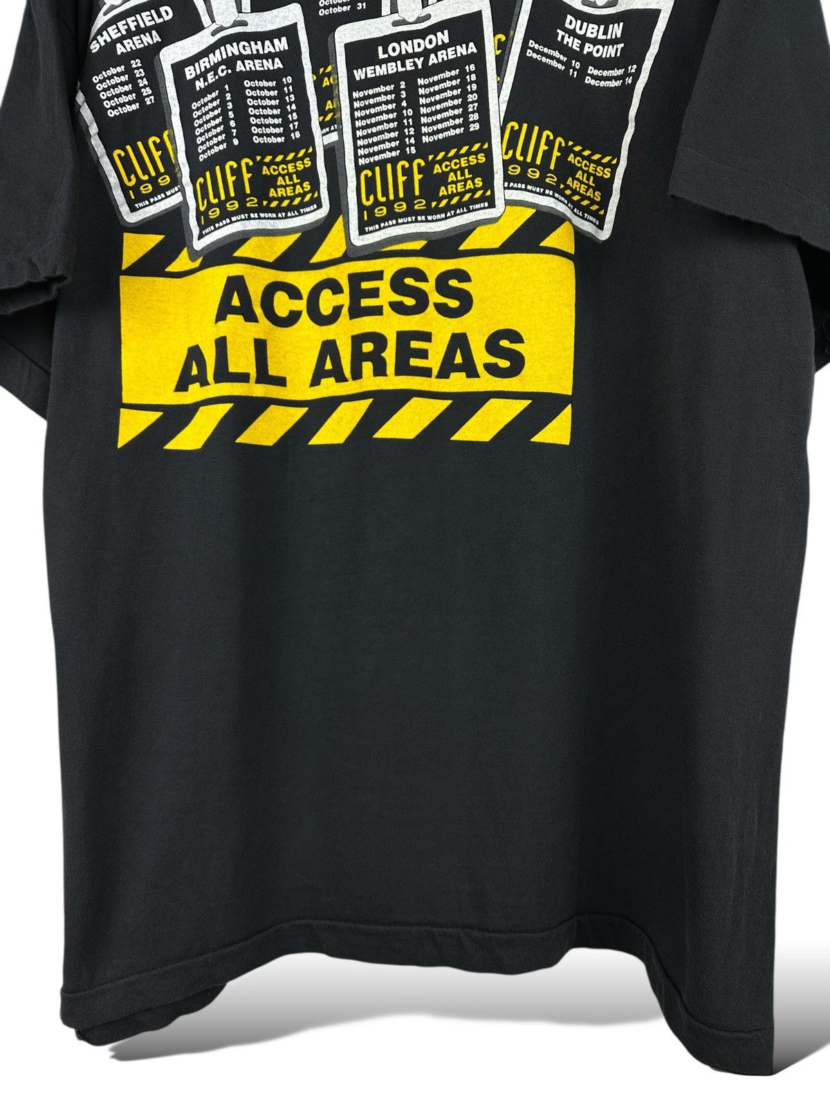 Band Tees Vintage 1992 Cliff Richard Access All Areas Tour T-Shirt Size US XL / EU 56 / 4 - 12 Thumbnail