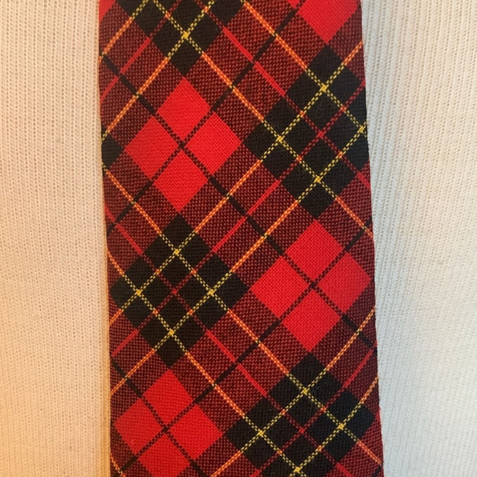 Robert Talbott Brodie clan tartan plaid 100% wool necktie Robert Talbot Size ONE SIZE - 3 Thumbnail