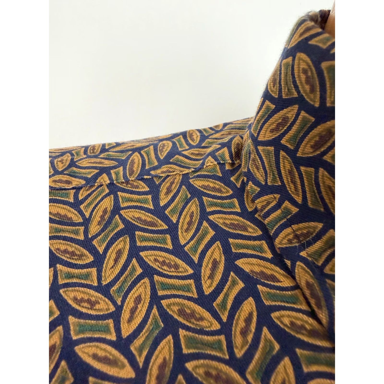 Vintage VINTAGE Time Pieces Shirt Men M Blue Geometric 90s Button-Up Cotton Size US M / EU 48-50 / 2 - 5 Thumbnail