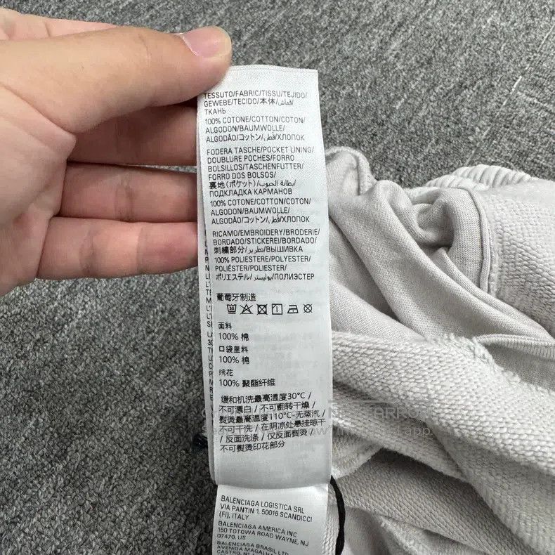 Balenciaga Balenciaga size M Graffiti letter distressed sweatpants Size US 27 - 4 Thumbnail