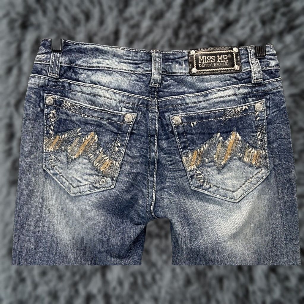 Miss Me Miss Me Bootcut Embroidered Distressed Jeans Women's Size 28 Blue Low Rise Size 28" / US 6 / IT 42 - 1 Thumbnail