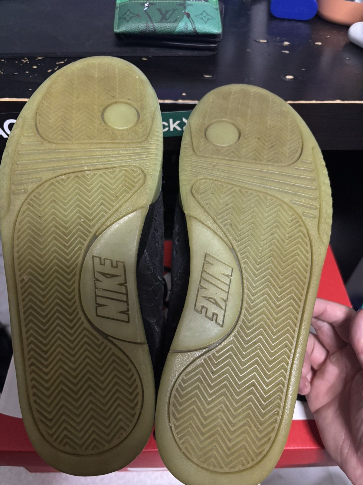 Nike Nike Solar Red Yeezy 2 Size US 11 / EU 44 - 4 Thumbnail