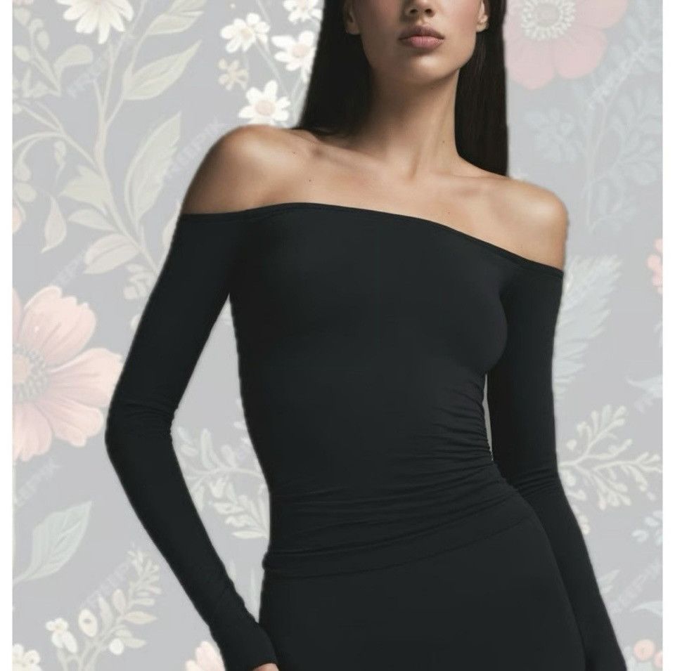 SKIMS Skims Soft Smoothing Seamless off the shoulder top L NWT Size L / US 10 / IT 46 - 2 Thumbnail