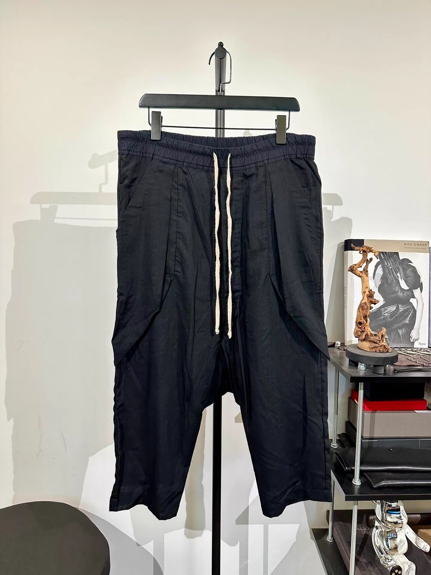 Rick Owens Rick Owens RO Large Pocket 7/8 Short Size 50 Size US 34 / EU 50 - 1 Thumbnail