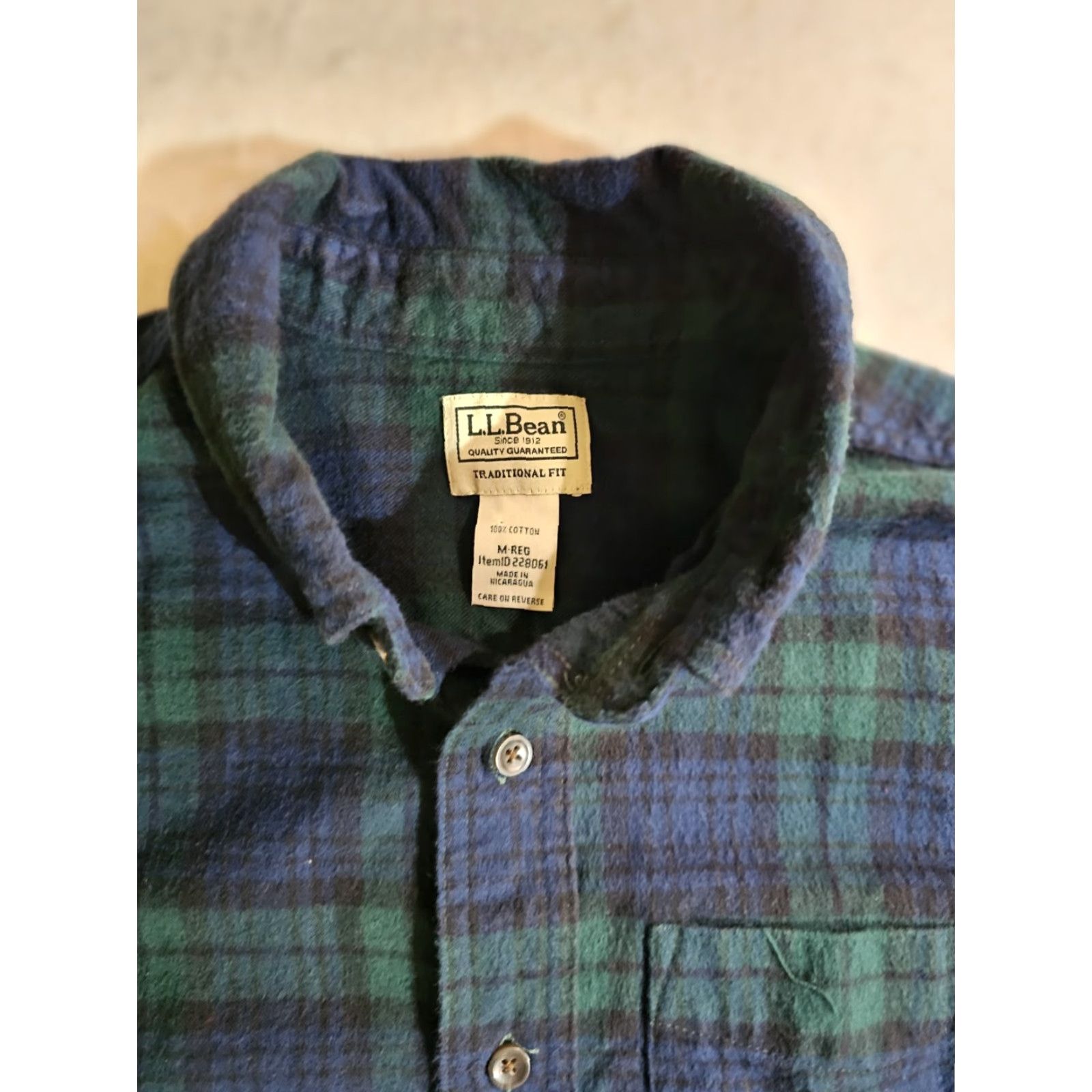 Vintage VINTAGE L.L. Bean Plaid Flannel Button-Up Long Sleeve Men's M Blue Casual Workwear Shirt Size US M / EU 48-50 / 2 - 3 Thumbnail