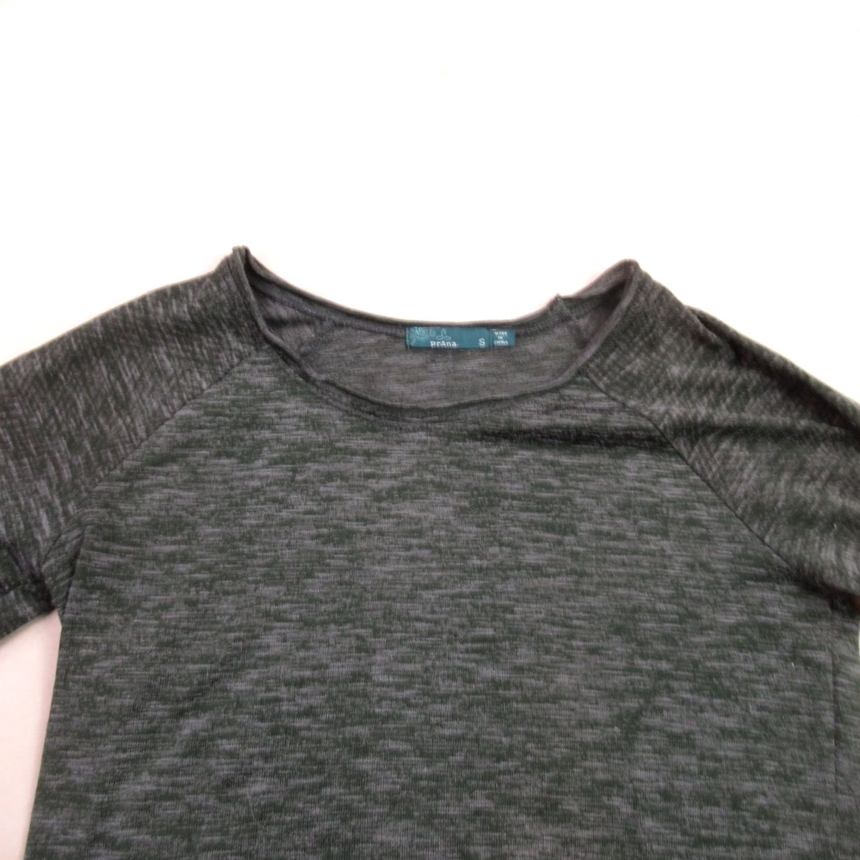 Prana Prana Shirt Womens Small Long Sleeve Pullover Gray Crew Neck Casual Size S / US 4 / IT 40 - 3 Thumbnail