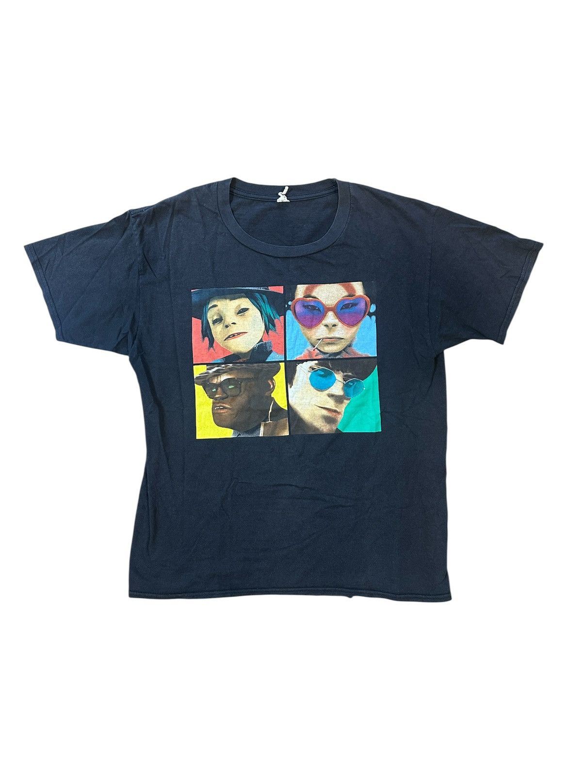Vintage Gorillaz - Japan Fujirock Festival Tour Shirt Size US L / EU 52-54 / 3 - 3 Thumbnail