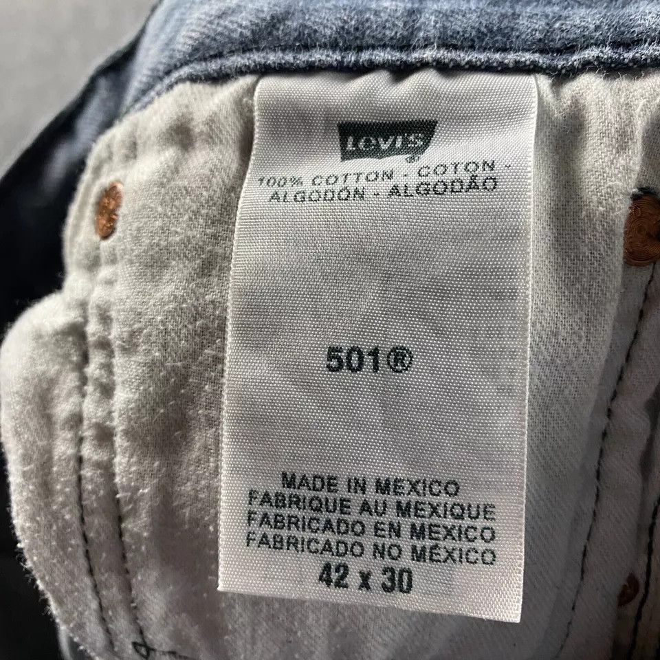 Levi's Levi's Jeans Mens 42x28 Denim Button Fly 501xx Distressed Size US 42 / EU 58 - 9 Thumbnail
