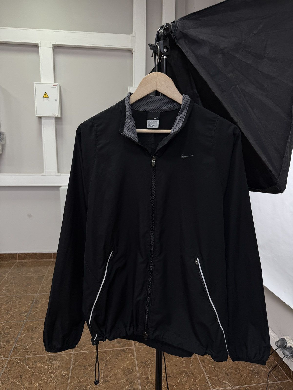 Nike 🇺🇸 Vintage 90s Nike Clima Fit Jacket Retro Y2K Rare Hype Size US M / EU 48-50 / 2 - 1 Thumbnail