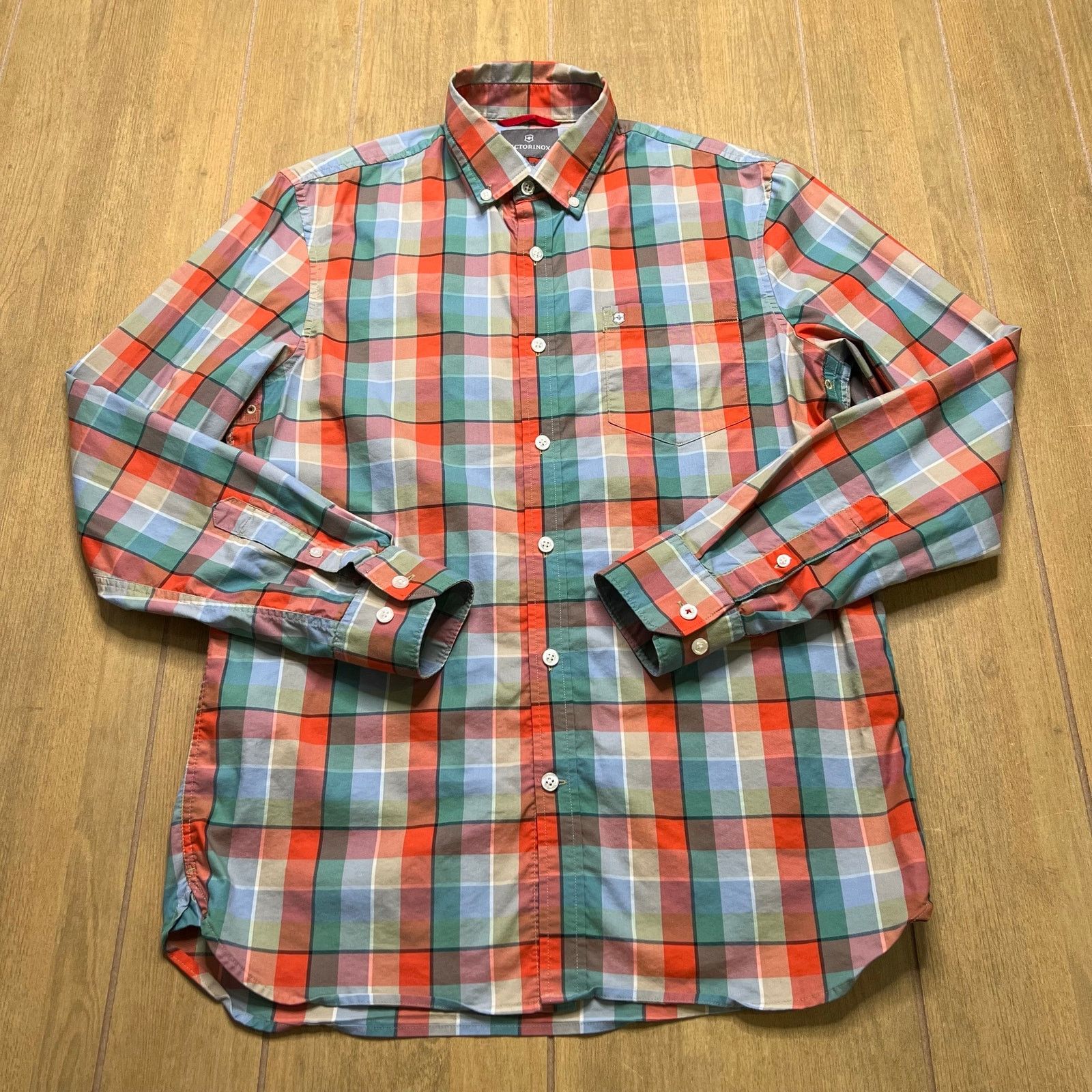 Victorinox Victorinox Plaid Button Up Shirt Mens M Slim Fit Red Blue Size US M / EU 48-50 / 2 - 1 Thumbnail