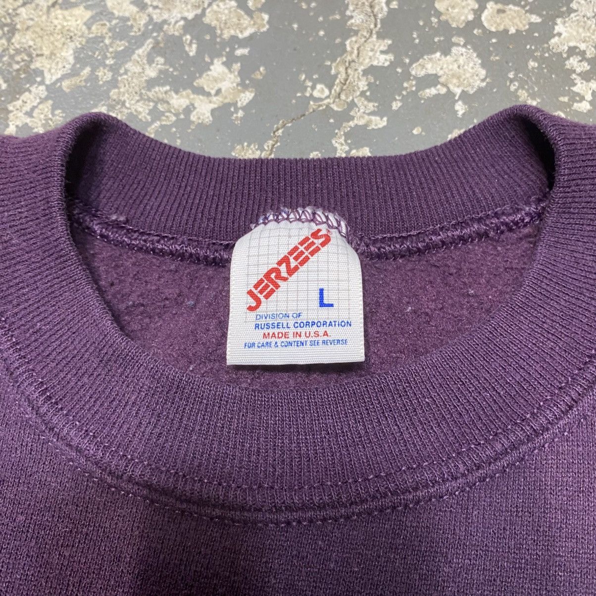 Russell Athletic × Vintage Vintage Jerzees By Russell Athletic Blank Purple Crewneck Size US L / EU 52-54 / 3 - 3 Thumbnail