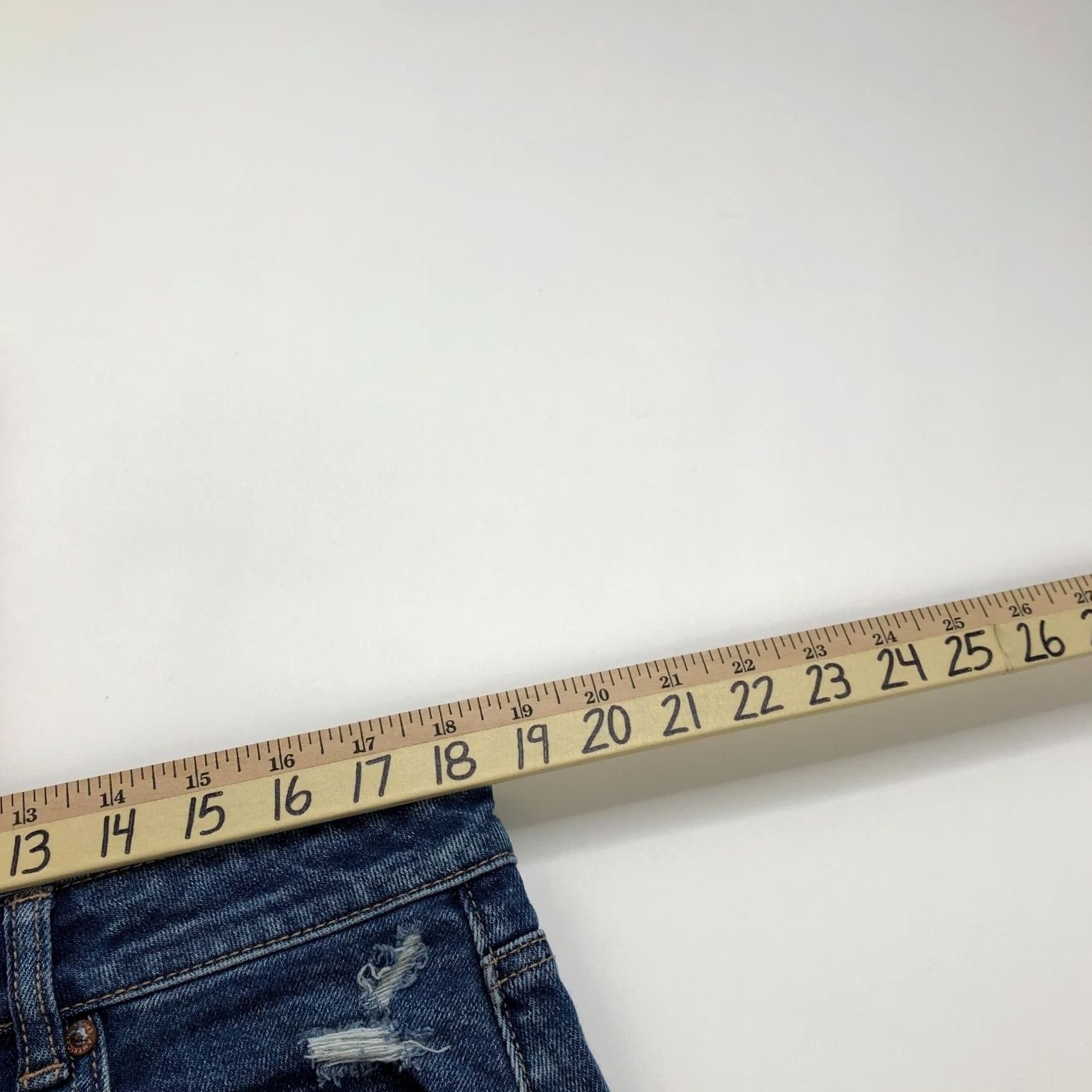 American Eagle Outfitters American Eagle Outfitters Mom Straight Jean 18 High Rise Stretch Denim Blue 37W 27L Adult Womens Jeans Regular Stretch Belt Loops 5-Pocket Size 40" / US 18 - 7 Thumbnail