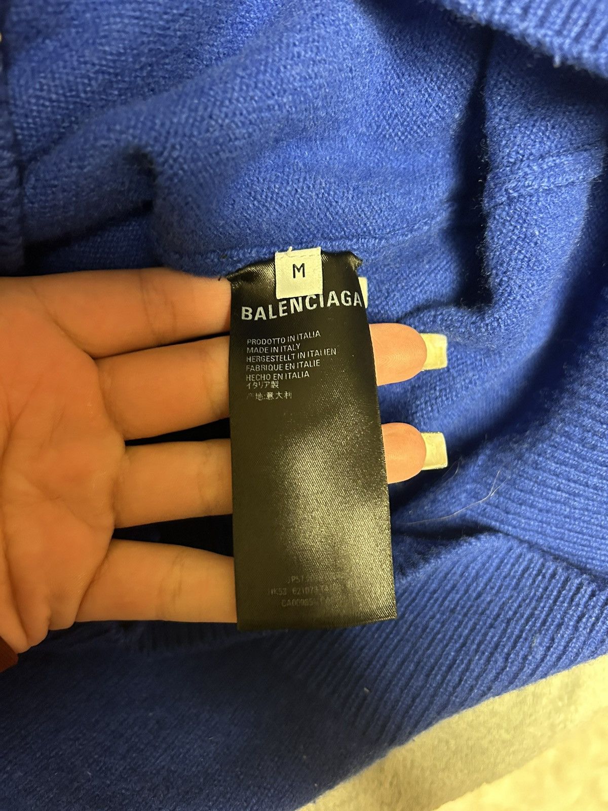 Balenciaga Balenciaga crewneck Size US M / EU 48-50 / 2 - 4 Thumbnail
