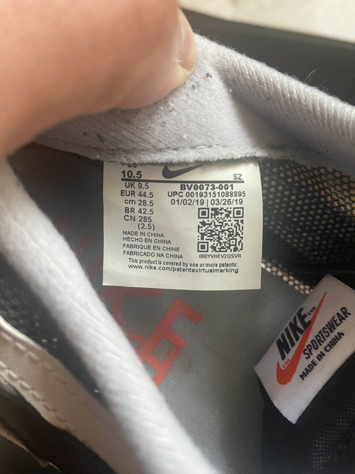 Nike × Sacai Nike sacai x LDWaffle ‘Black’ size 10.5 Size US 10.5 / EU 43-44 - 9 Thumbnail