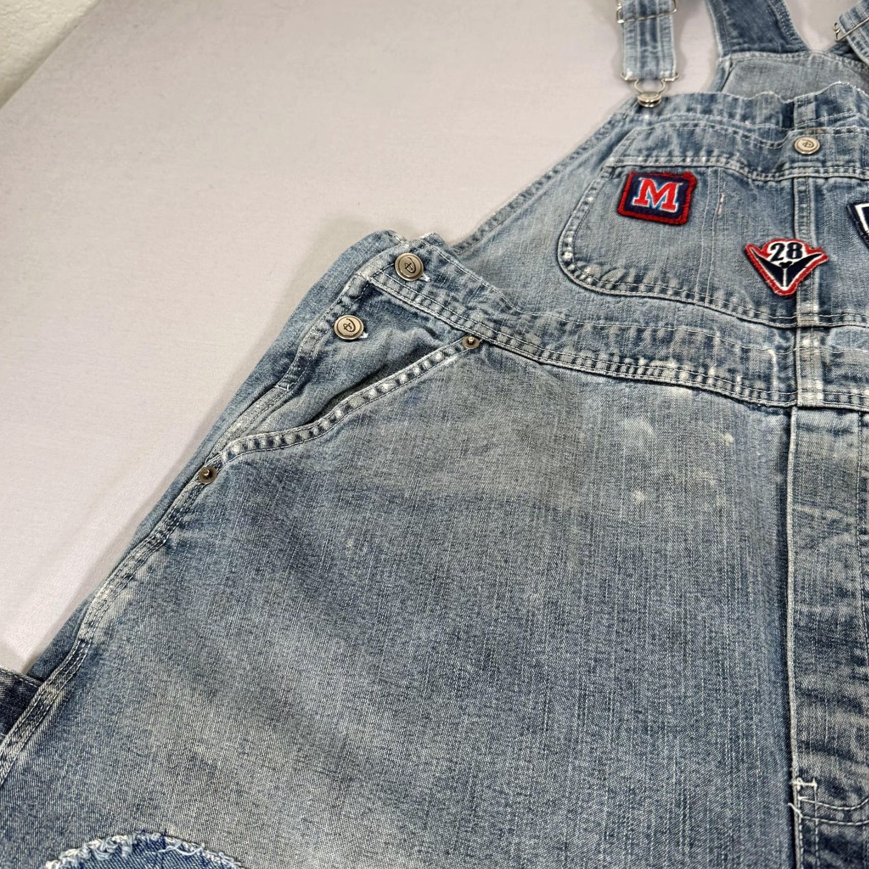 Disney VINTAGE Disney Overalls Womens 1X Blue Denim Jean Mickey Mouse Pants Bibs 90s Size 40" / US 18 - 4 Thumbnail