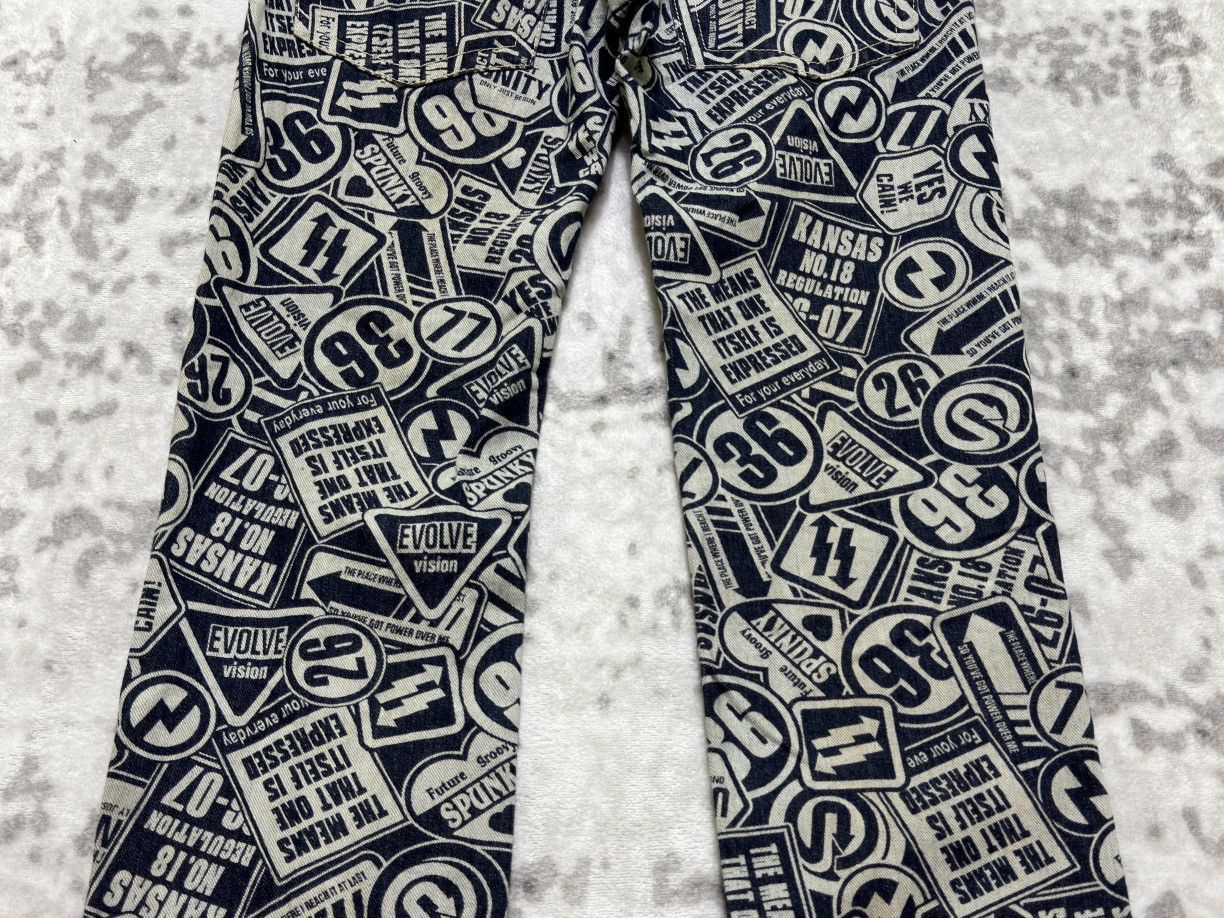 Japanese Brand Vintage Original Jeans All Over Print Low Rise Denim Jeans Size US 29 - 11 Thumbnail