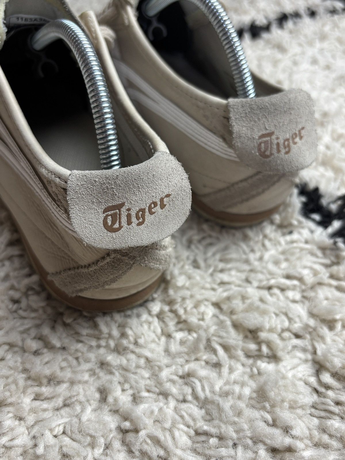 Japanese Brand × Onitsuka Tiger Onitsuka Tiger Asics OG Vintage Leather Sneakers Size US 6 / IT 36 - 6 Thumbnail