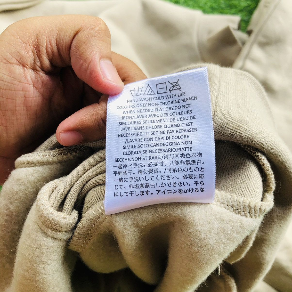 Essentials × Fear of God Fear of God Essentials FW23 Dusty Beige Crewneck Size US XXL / EU 58 / 5 - 9 Thumbnail