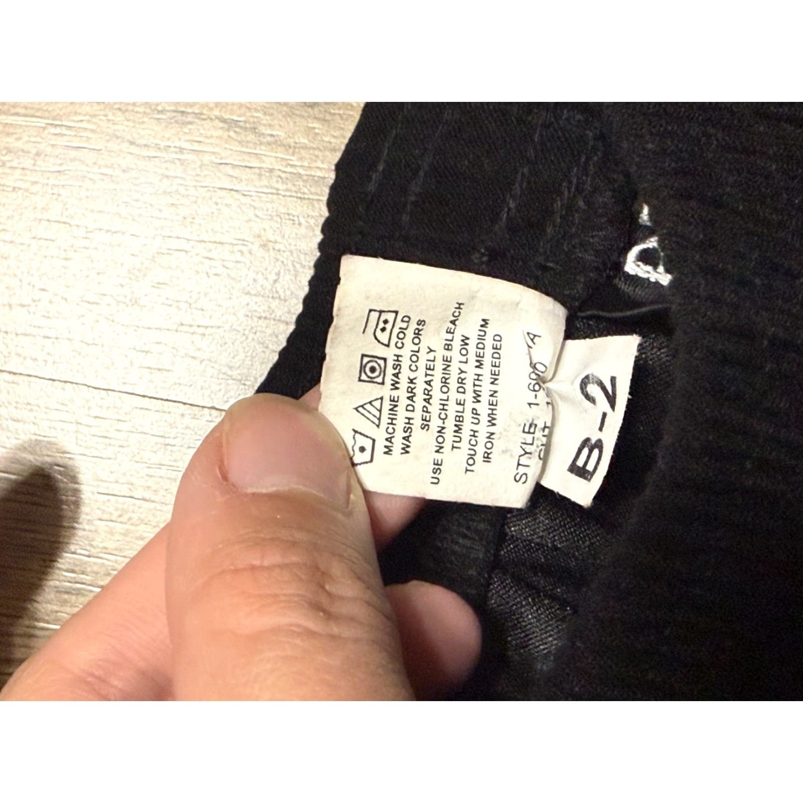 Vintage Briggs Pants, Women's Size 10 Petite Black Straight Leg Pull On Size 32" / US 10 / IT 46 - 5 Thumbnail