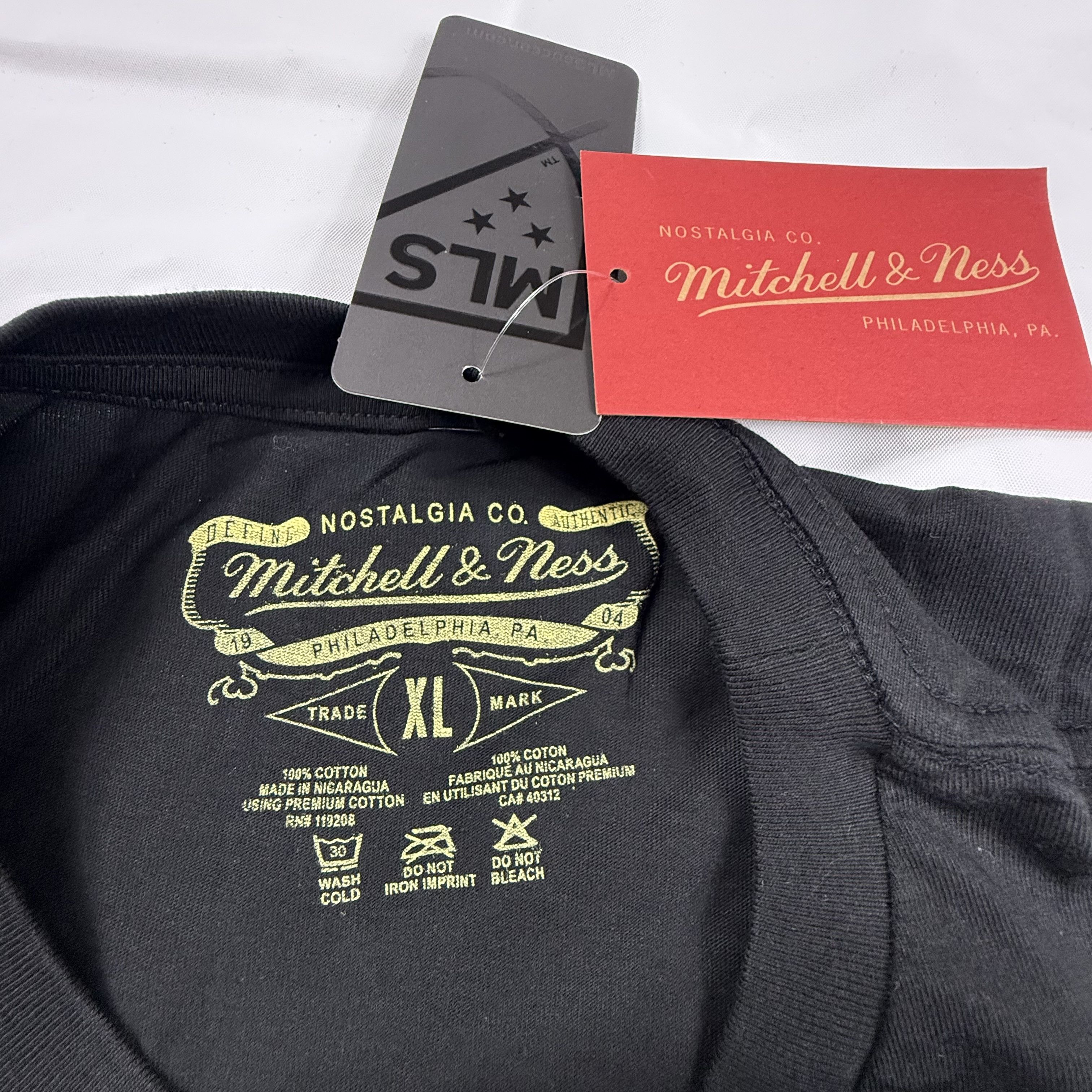 Mitchell & Ness Mitchell & Ness Minnesota United FC MLS Graphic T-Shirt Size US XL / EU 56 / 4 - 4 Thumbnail