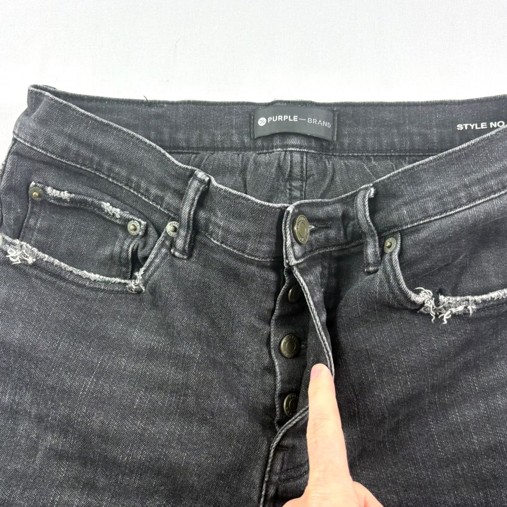 J Brand Purple Brand Jeans Skinny Denim Mens 30x32 Black Distressed Paint Splatter 30 32 Cotton Denim Slim Style Regular Button Closure Mens Size US 30 / EU 46 - 2 Thumbnail