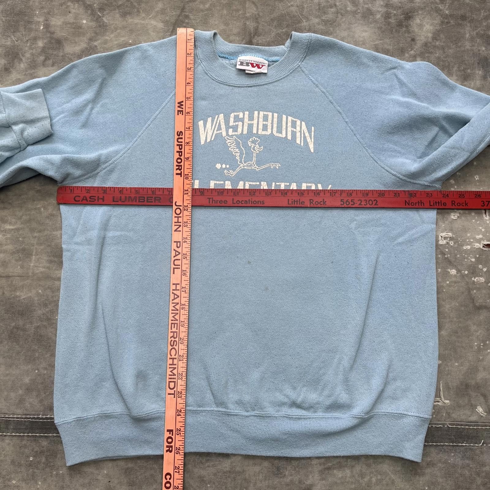 Vintage Vintage 1980s Washburn Elementary Road Runner Sweatshirt Size US L / EU 52-54 / 3 - 3 Thumbnail