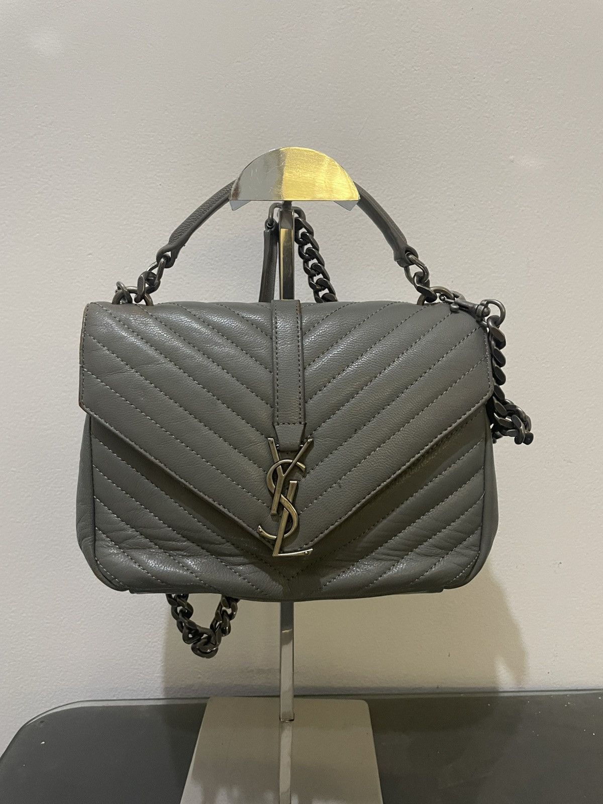 Saint Laurent Paris Saint Laurent College Chevron Leather Bag Size ONE SIZE - 1 Thumbnail